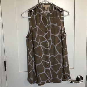 Michael Kors Giraffe Sleeveless Button Up